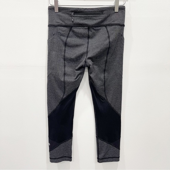 Lululemon Pace Rival Crop Leggings Grey Chevron Women’s 6 - Picture 2 of 7